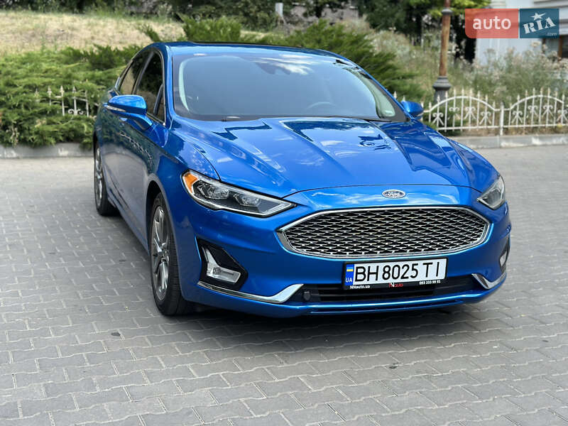 Седан Ford Fusion 2019 в Одессе