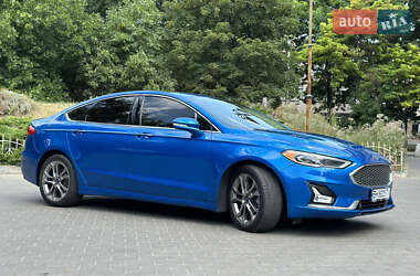 Седан Ford Fusion 2019 в Одессе