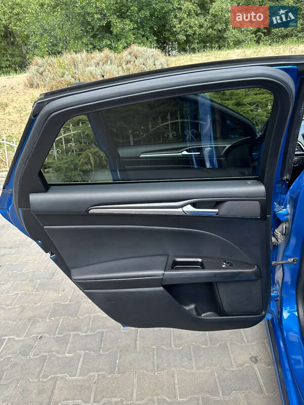 Седан Ford Fusion 2019 в Одессе