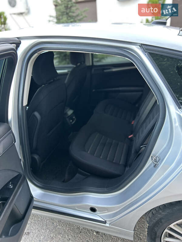 Седан Ford Fusion 2015 в Краснограде фото 9 Седан Ford Fusion 2015 в Краснограде