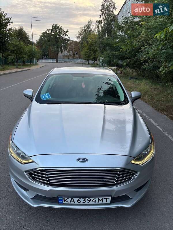 Седан Ford Fusion 2017 в Киеве фото 17 Седан Ford Fusion 2017 в Киеве
