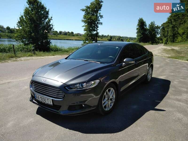Ford Fusion 2015