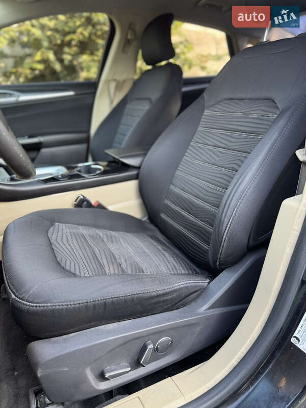 Седан Ford Fusion 2016 в Киеве