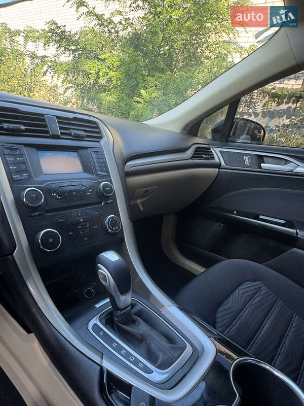 Седан Ford Fusion 2016 в Киеве