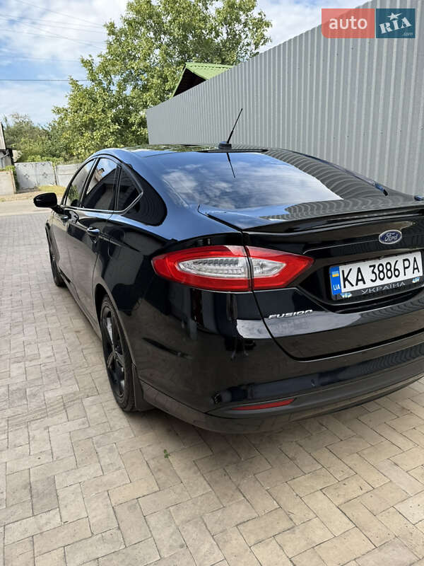 Седан Ford Fusion 2015 в Києві фото 8 Седан Ford Fusion 2015 в Києві