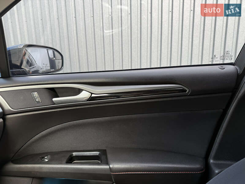 Седан Ford Fusion 2015 в Києві фото 17 Седан Ford Fusion 2015 в Києві