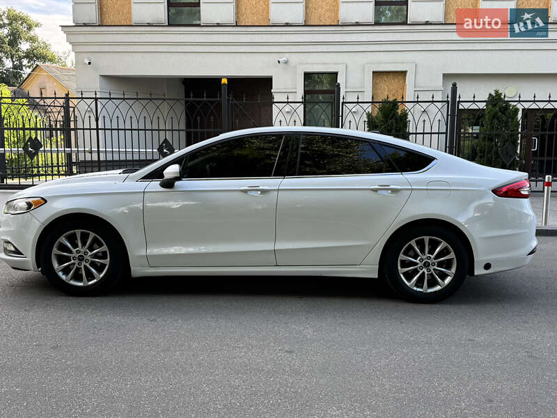 Седан Ford Fusion 2016 в Киеве