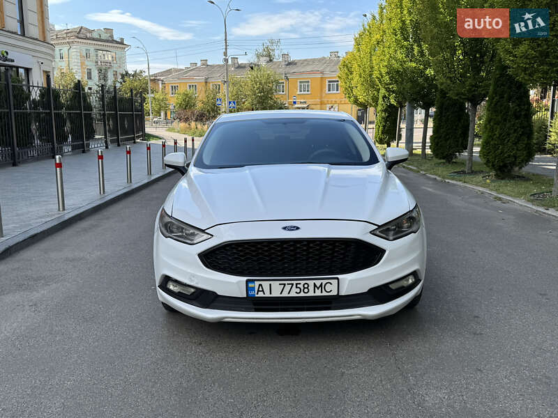 Седан Ford Fusion 2016 в Киеве