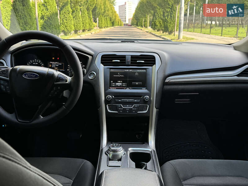 Седан Ford Fusion 2016 в Киеве