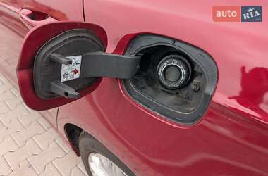 Седан Ford Fusion 2013 в 