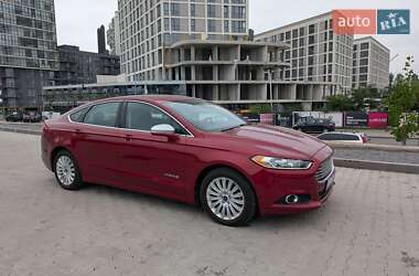 Седан Ford Fusion 2013 в Львове