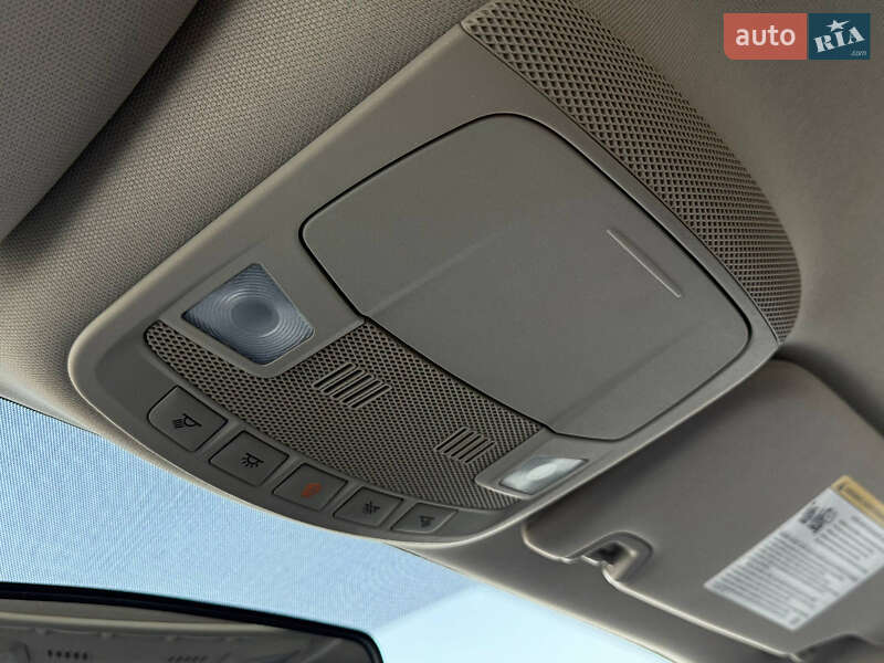 Седан Ford Fusion 2016 в Киеве фото 2 Седан Ford Fusion 2016 в Киеве