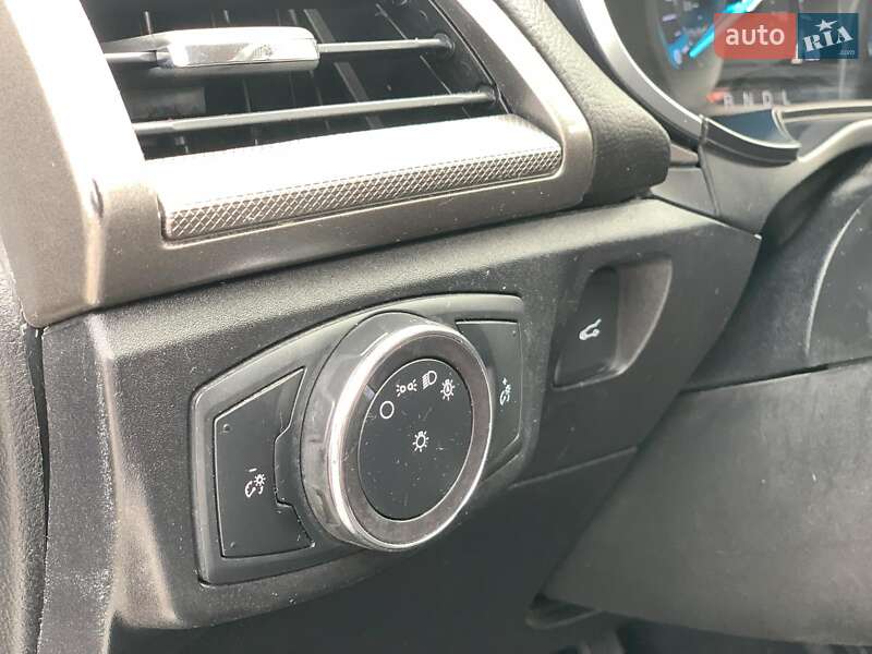 Седан Ford Fusion 2018 в Виннице