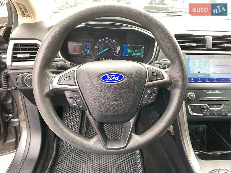 Седан Ford Fusion 2018 в Виннице