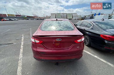 Седан Ford Fusion 2014 в 