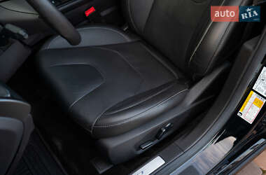 Седан Ford Fusion 2015 в 
