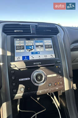 Седан Ford Fusion 2017 в 