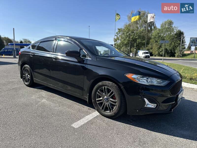Седан Ford Fusion 2019 в Хмельницком