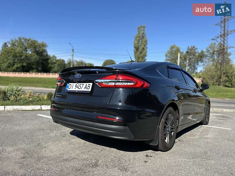 Седан Ford Fusion 2019 в Хмельницком