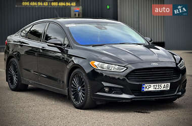 Седан Ford Fusion 2013 в 