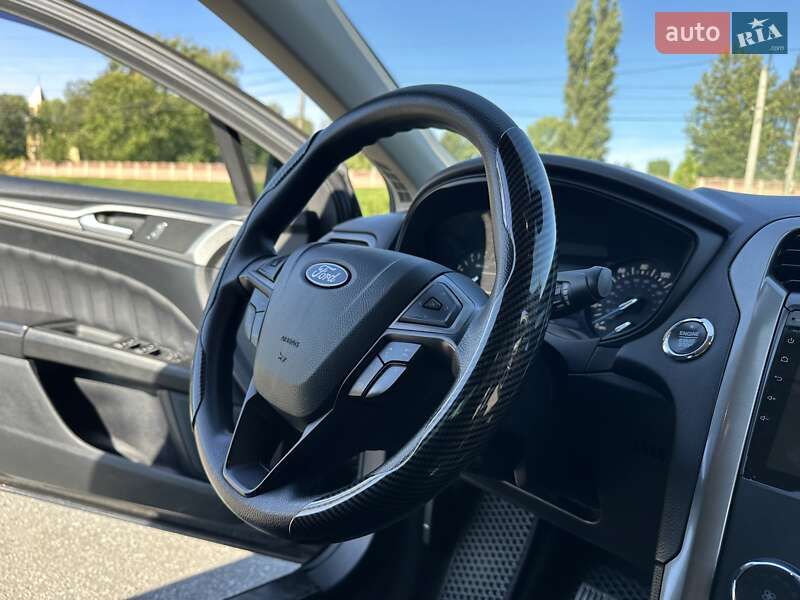 Седан Ford Fusion 2019 в Хмельницком