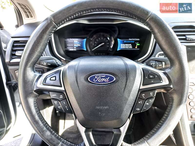 Седан Ford Fusion 2019 в Киеве