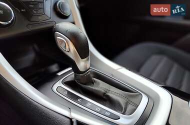 Седан Ford Fusion 2015 в 