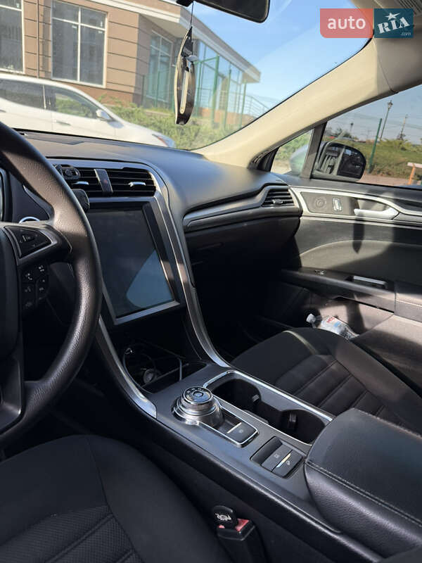Седан Ford Fusion 2017 в Києві