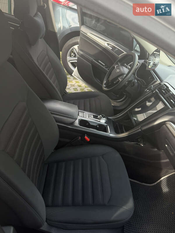 Седан Ford Fusion 2017 в Києві