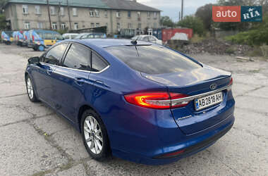 Седан Ford Fusion 2016 в 