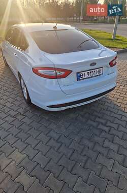 Седан Ford Fusion 2015 в Кременчуге