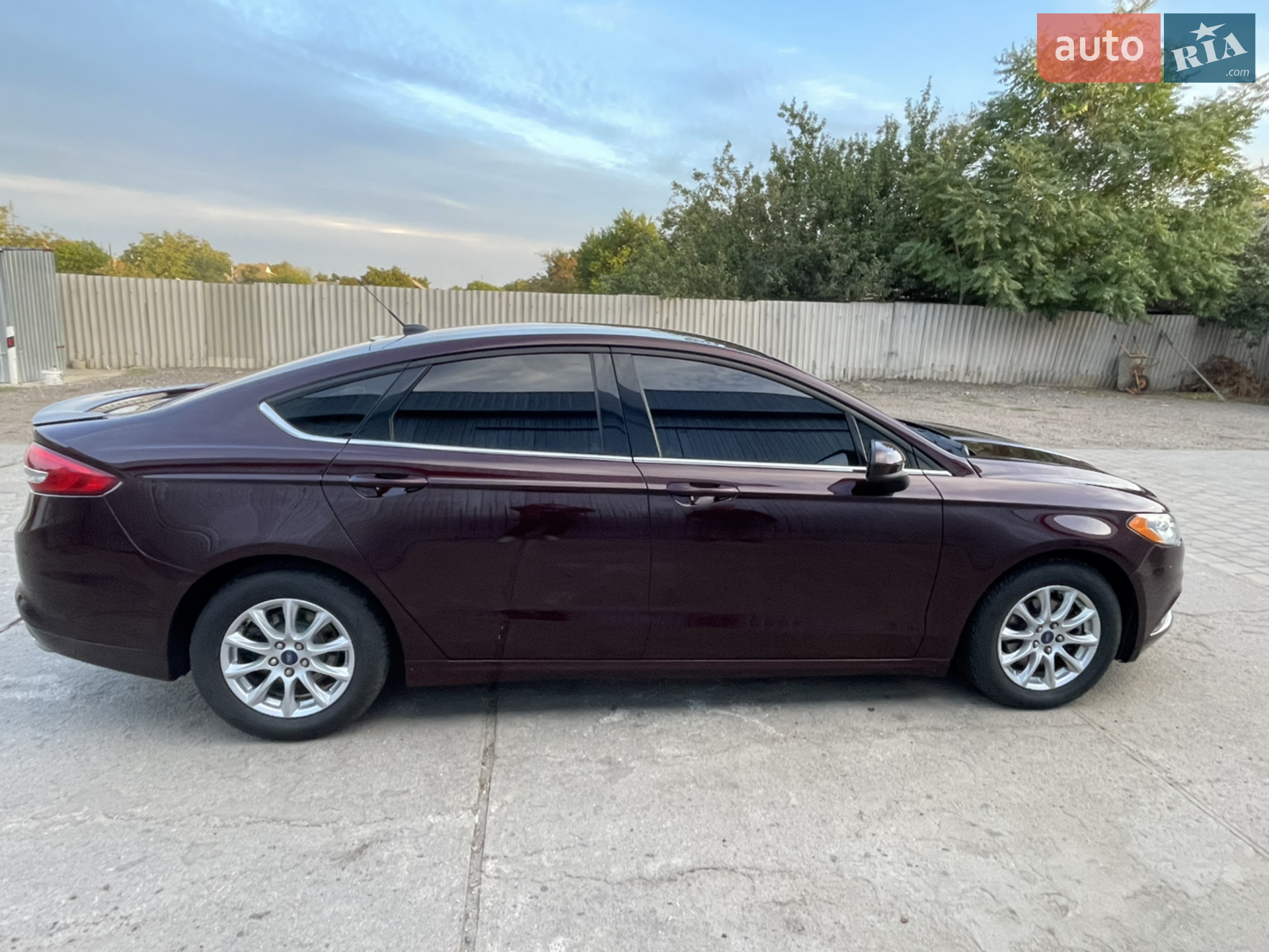 2016 Ford Fusion - мініатюра 16