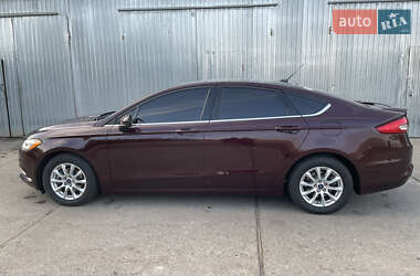Седан Ford Fusion 2016 в Снигиревке
