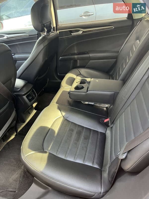 Седан Ford Fusion 2013 в Киеве