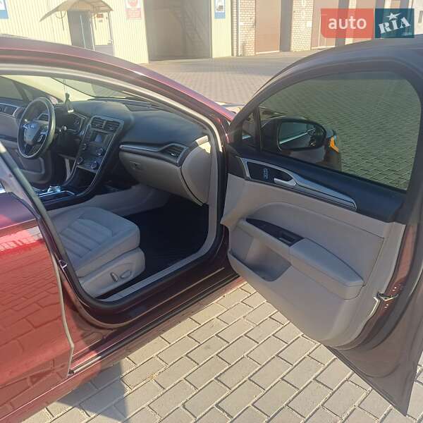 Седан Ford Fusion 2018 в Кременчуге