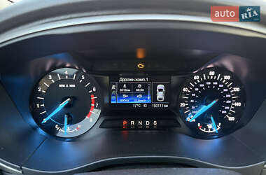 Седан Ford Fusion 2015 в 