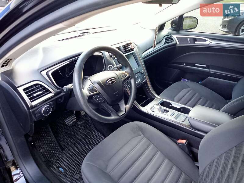 Седан Ford Fusion 2016 в Киеве фото 12 Седан Ford Fusion 2016 в Киеве