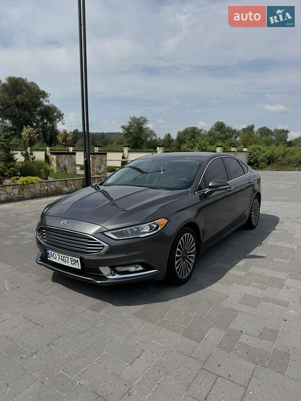 Седан Ford Fusion 2016 в Мукачевому