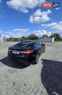 Седан Ford Fusion 2018 в 