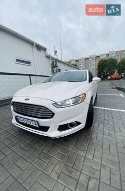 Седан Ford Fusion 2014 в 