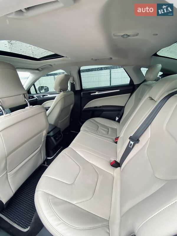 Седан Ford Fusion 2014 в Киеве
