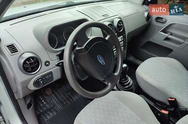 Хетчбек Ford Fusion 2003 в 