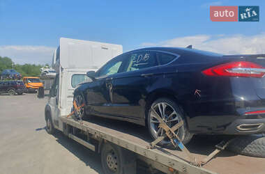 Седан Ford Fusion 2019 в 
