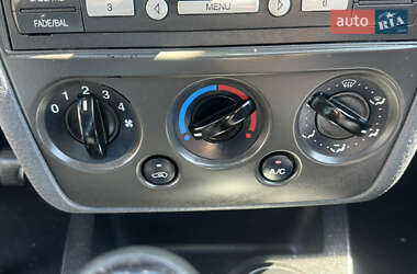 Хетчбек Ford Fusion 2009 в 