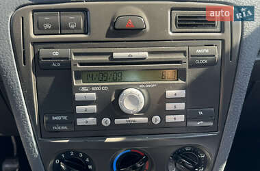 Хетчбек Ford Fusion 2009 в 