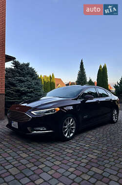 Седан Ford Fusion 2016 в Рівному