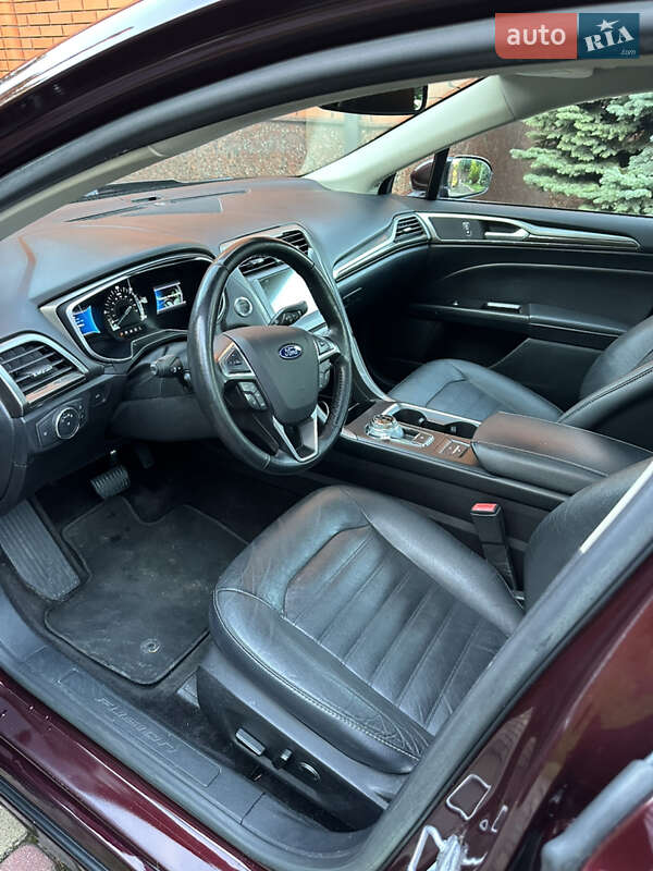 Седан Ford Fusion 2016 в Рівному