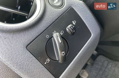 Хетчбек Ford Fusion 2005 в 