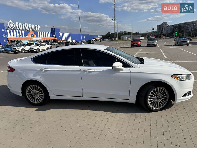 Седан Ford Fusion 2014 в Сумах