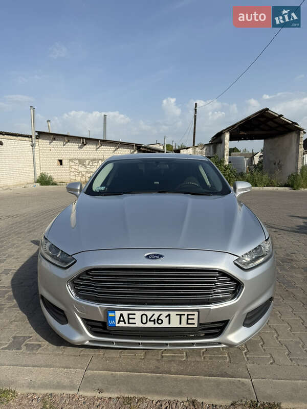 Седан Ford Fusion 2015 в Житомире